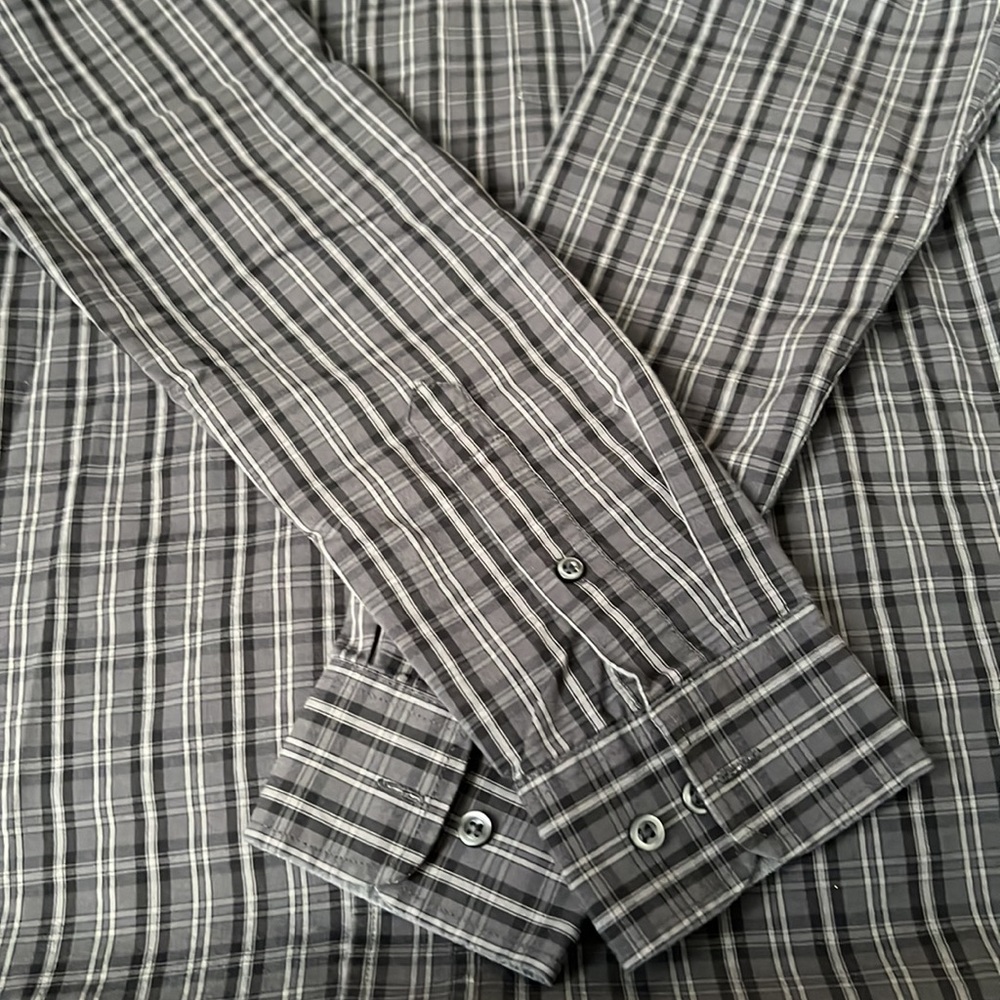 George Shirt - Picture 3 of 4